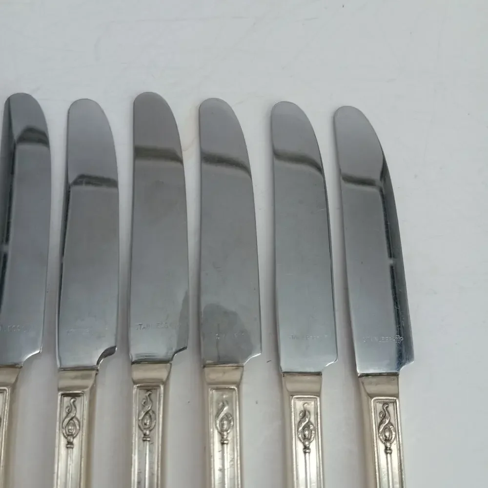 8+1X BK Vtg Manor Plate Triple Rose Rosedale Butter Knives Silverplate
